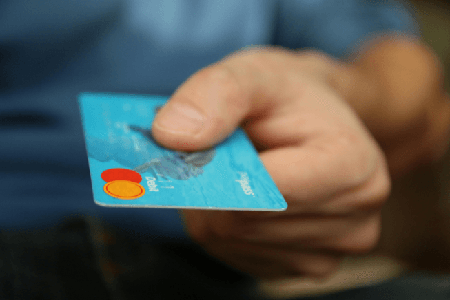 Cartão de Crédito: Vantagens e Desvantagens